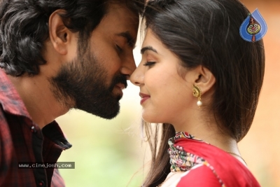 Poster Movie Stills - 26 of 25