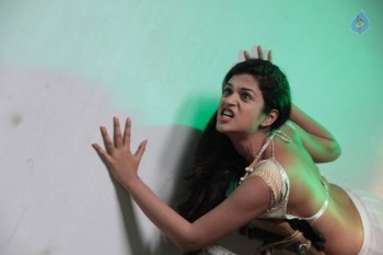 Punnamirathri Film Photos - 78 of 121