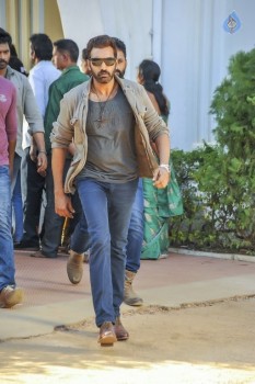 Raja Cheyyi Vesthe New Photos - 4 of 6