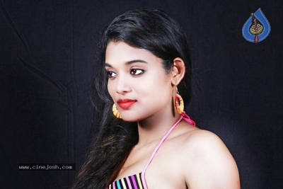 Rangeela Movie Stills And Posters - 33 of 44