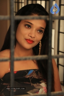 Rangeela Movie Stills And Posters - 39 of 44