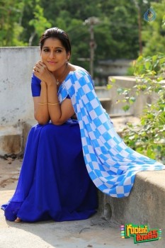 Rashmi Gautam in Guntur Talkies - 3 of 15