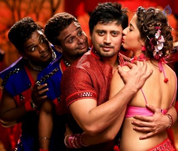 Saahasam Tamil Movie Photos - 15 of 19