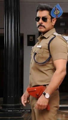 Saamy Square Movie Photos - 4 of 17