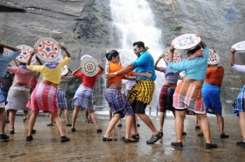 Sakalakala Vallavan Film Song Photos - 12 of 20