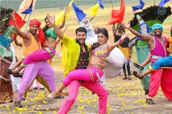 Sakalakala Vallavan Film Song Photos - 14 of 20
