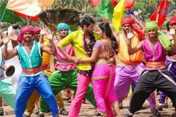 Sakalakala Vallavan Film Song Photos - 20 of 20