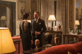 Specter James Bond 007 Film Photos - 1 of 9