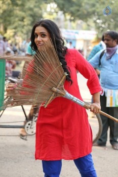 Swacch Bharat Event Pics in Pichhiga Nachav - 1 of 12