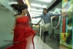 Theeya Velai Seiyanum Kumaru Tamil Movie Stills - 1 of 13