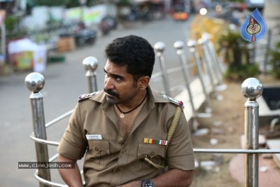 Thimiru Pudichavan Movie Working Stills - 17 of 18