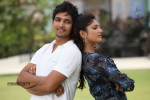 Thulli Ezhunthathu Kadhal Tamil Movie Stills - 89 of 112
