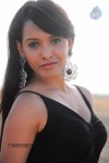 Thulli Vilaiyadu Tamil Movie Hot Stills - 40 of 52