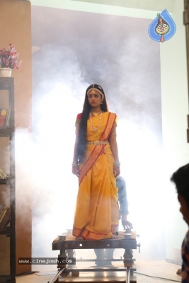 Undha Ledha Movie Working Stills - 3 of 12