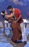 Uyirukku Uyiraga Tamil Movie Hot Stills - 2 of 41