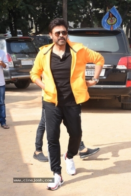 Venky Mama Movie Press Meet - 31 of 38