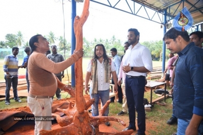 Vishnu Manchu To Host Wood Carving Artists Live Work Jnana In Tirupati - 3 of 17
