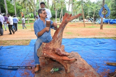 Vishnu Manchu To Host Wood Carving Artists Live Work Jnana In Tirupati - 5 of 17