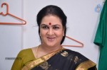Vizhi Moodi Yosithal Tamil Movie Stills - 31 of 42