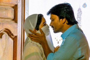 Yaakkai Tamil Movie Photos - 39 of 63