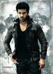 Yevadu Movie New Stills - 6 of 7