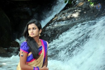 Yevaru Donga Movie Photos - 11 of 12