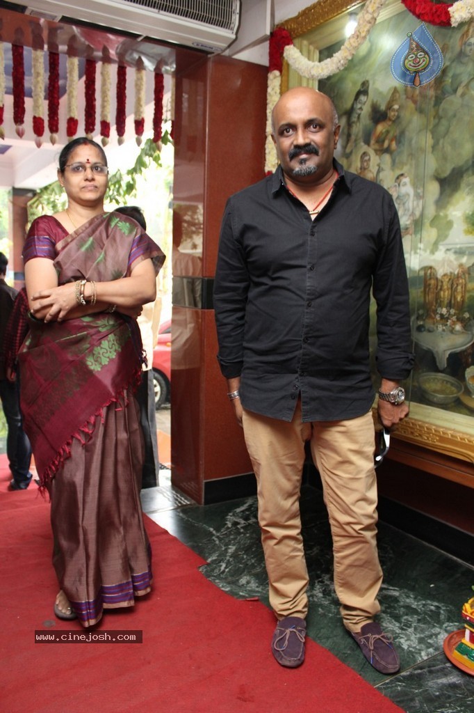 4 Frames Kalyanam Sashtipoorthi Function - 17 / 167 photos