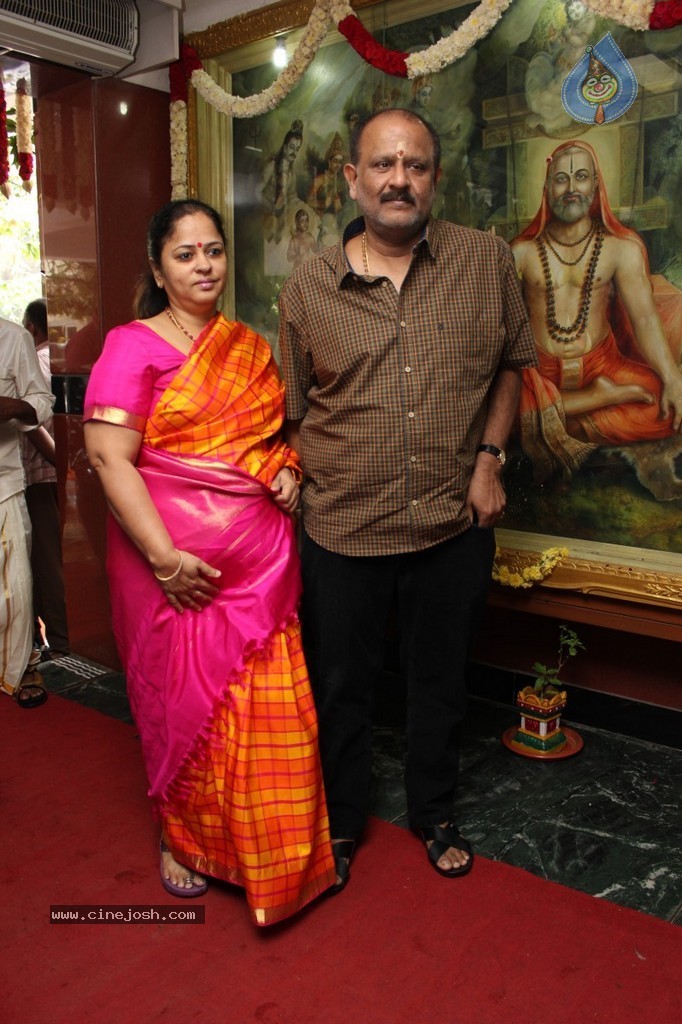 4 Frames Kalyanam Sashtipoorthi Function - 46 / 167 photos