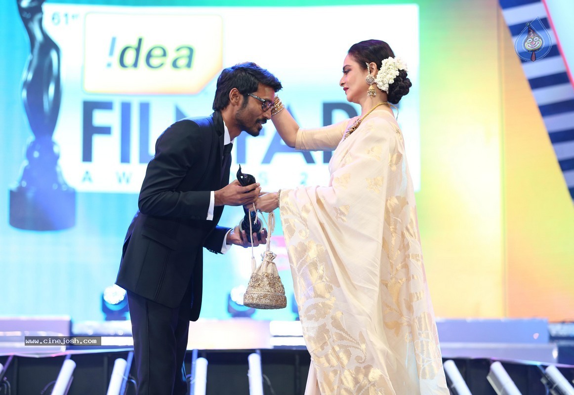 61st Idea Filmfare Awards 2013 Photos - 40 / 97 photos