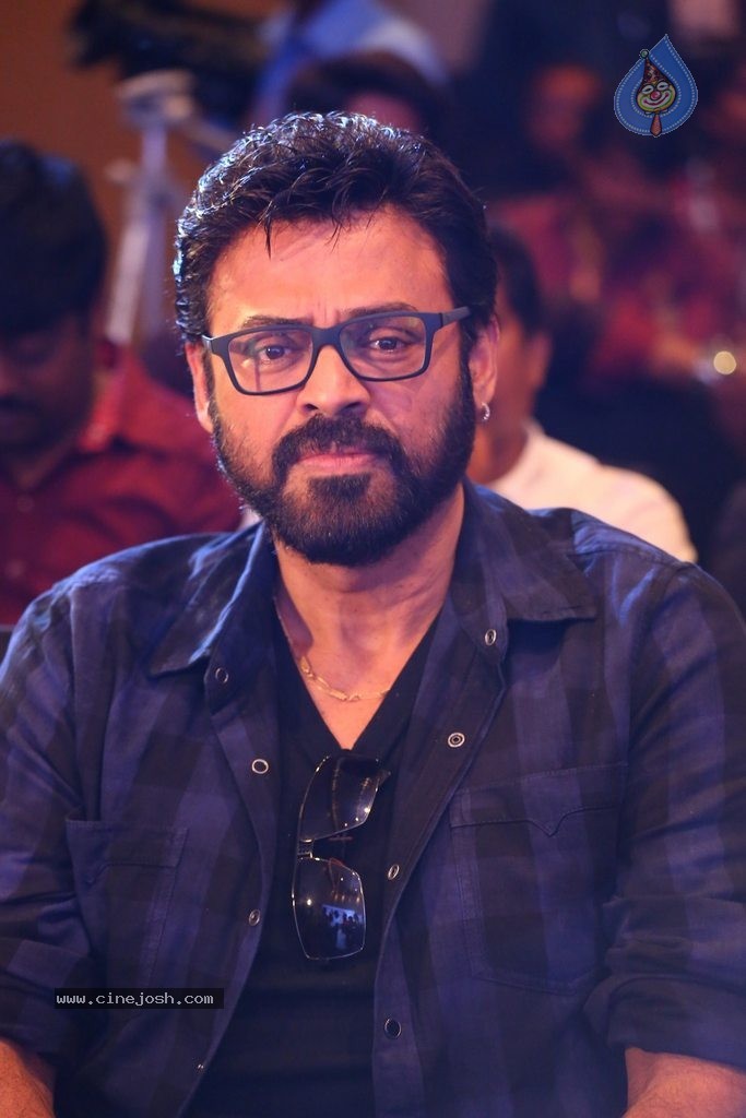 62nd Britannia Filmfare Awards 2014 PM - 48 / 120 photos