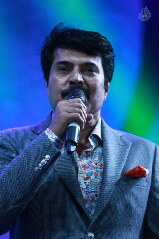 62nd Filmfare Awards South Event Photos - 14 / 82 photos