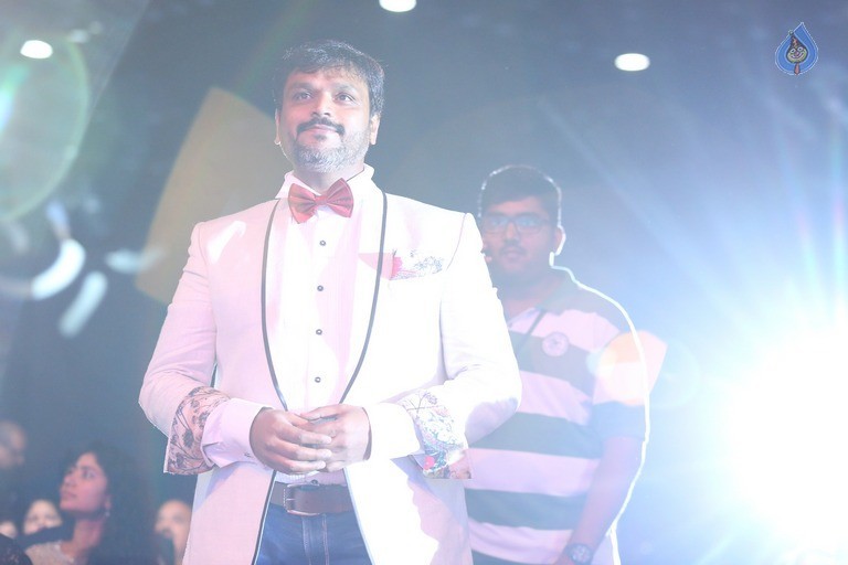 63rd Britannia Filmfare Awards South Event Photos - 48 / 59 photos