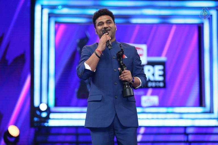 63rd Britannia Filmfare Awards South Event Photos - 59 / 59 photos