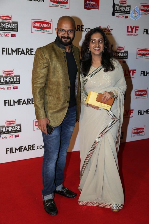 63rd Britannia Filmfare Awards South Event Photos 2 - 52 / 99 photos