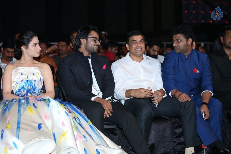 63rd Britannia Filmfare Awards South Event Photos 3 - 61 / 110 photos