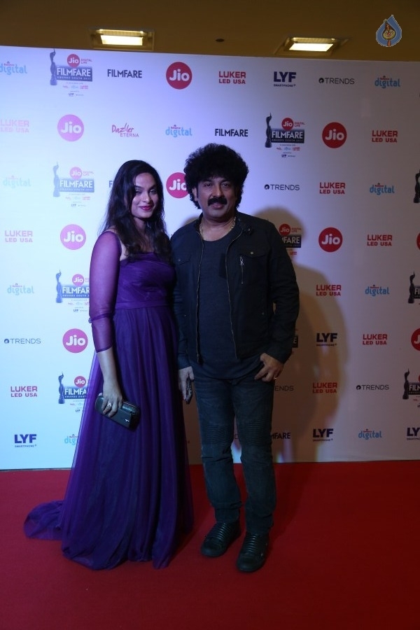64th Jio Filmfare Awards South 2017 - 38 / 61 photos
