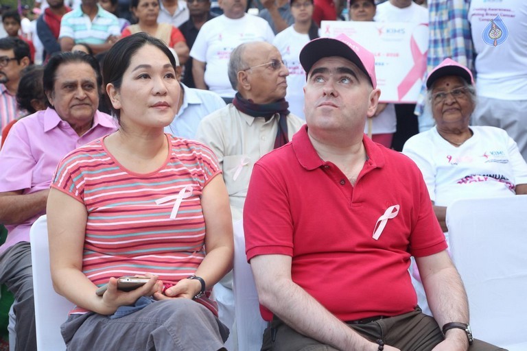 8th Annual Pink Ribbon Walk - 81 / 88 photos