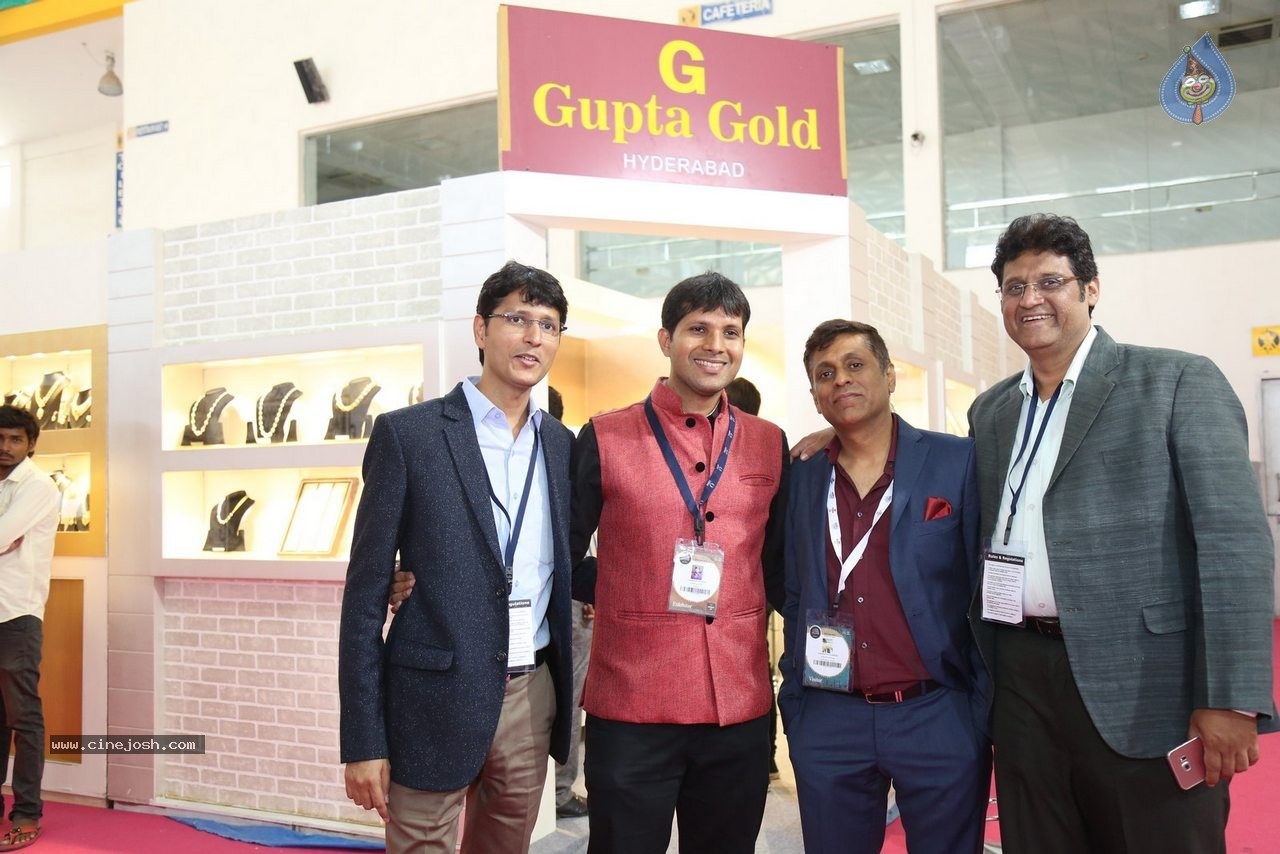 8th Hyderabad Jewellery n Gem Fair - 59 / 109 photos