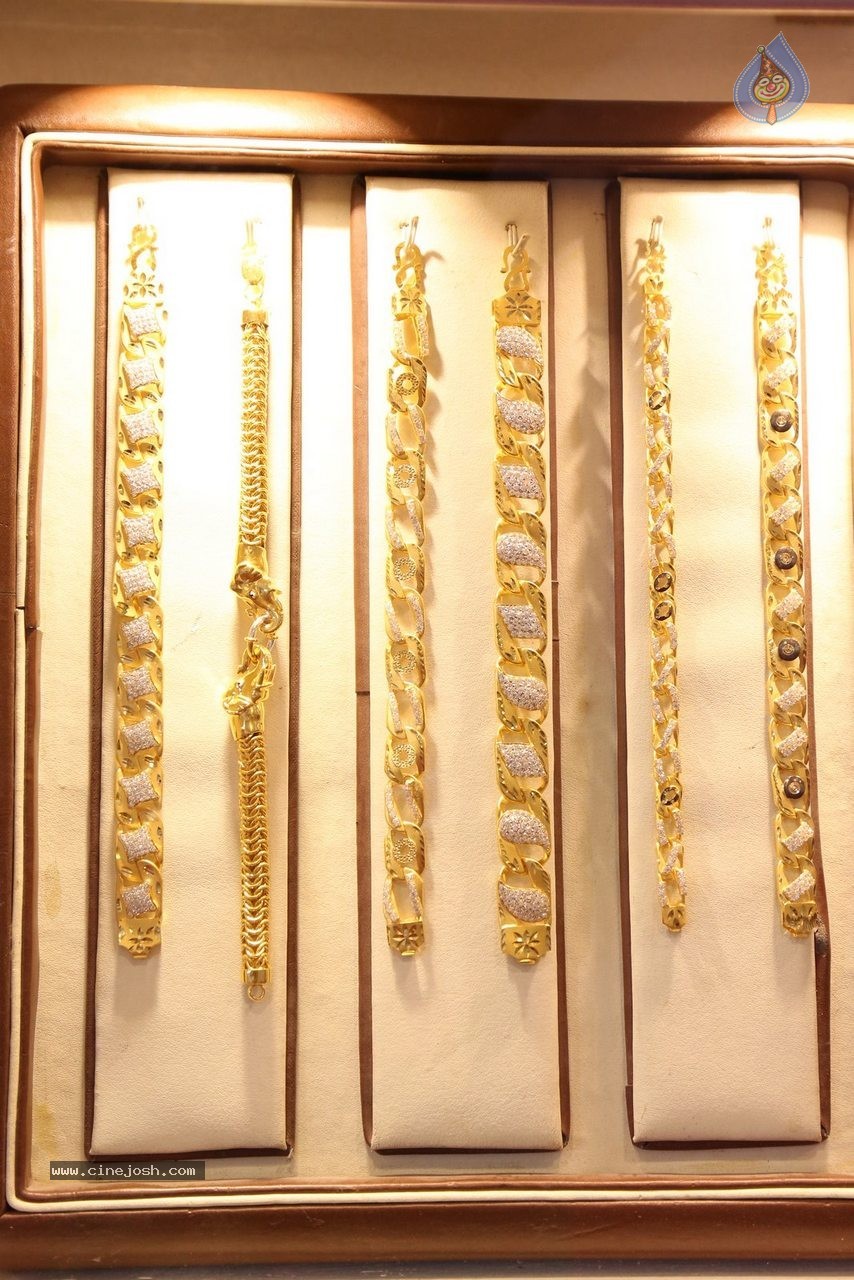 8th Hyderabad Jewellery n Gem Fair - 99 / 109 photos