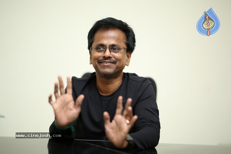 A.R. Murugadoss Interview Photos - 18 / 21 photos