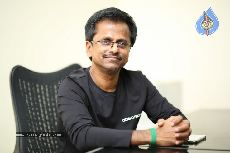 A.R. Murugadoss Interview Photos - 19 / 21 photos