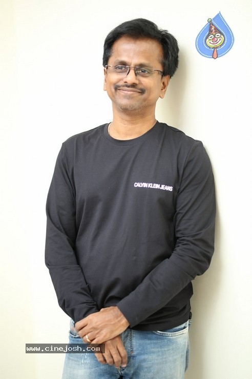 A.R. Murugadoss Interview Photos - 21 / 21 photos