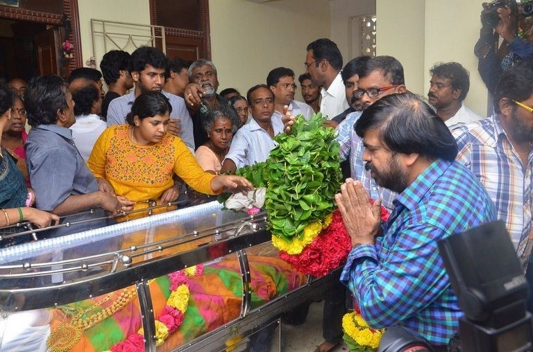 Aachi Manorama Condolences Photos - 93 / 165 photos