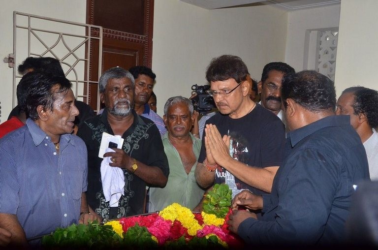 Aachi Manorama Condolences Photos - 137 / 165 photos