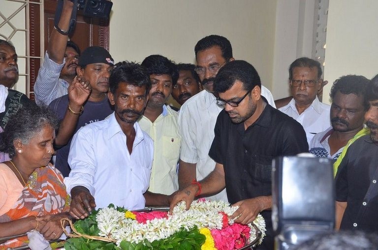 Aachi Manorama Condolences Photos - 148 / 165 photos