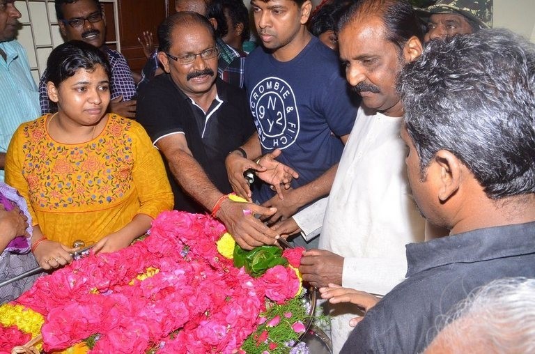 Aachi Manorama Condolences Photos - 152 / 165 photos