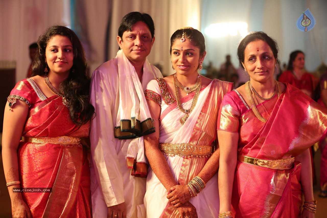Aadi and Aruna Wedding Photos - 20 / 76 photos