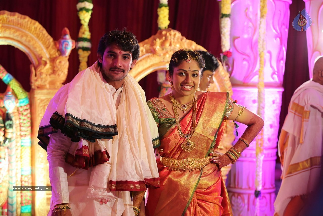 Aadi and Aruna Wedding Photos - 36 / 76 photos