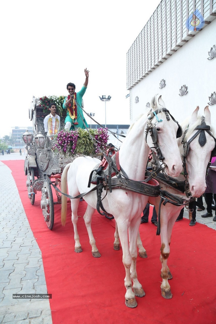 Aadi and Aruna Wedding Photos - 49 / 76 photos