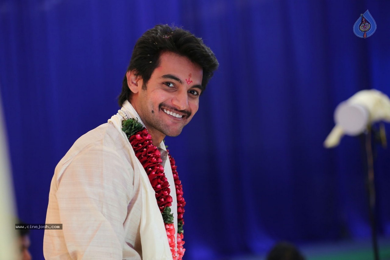 Aadi and Aruna Wedding Photos - 64 / 76 photos